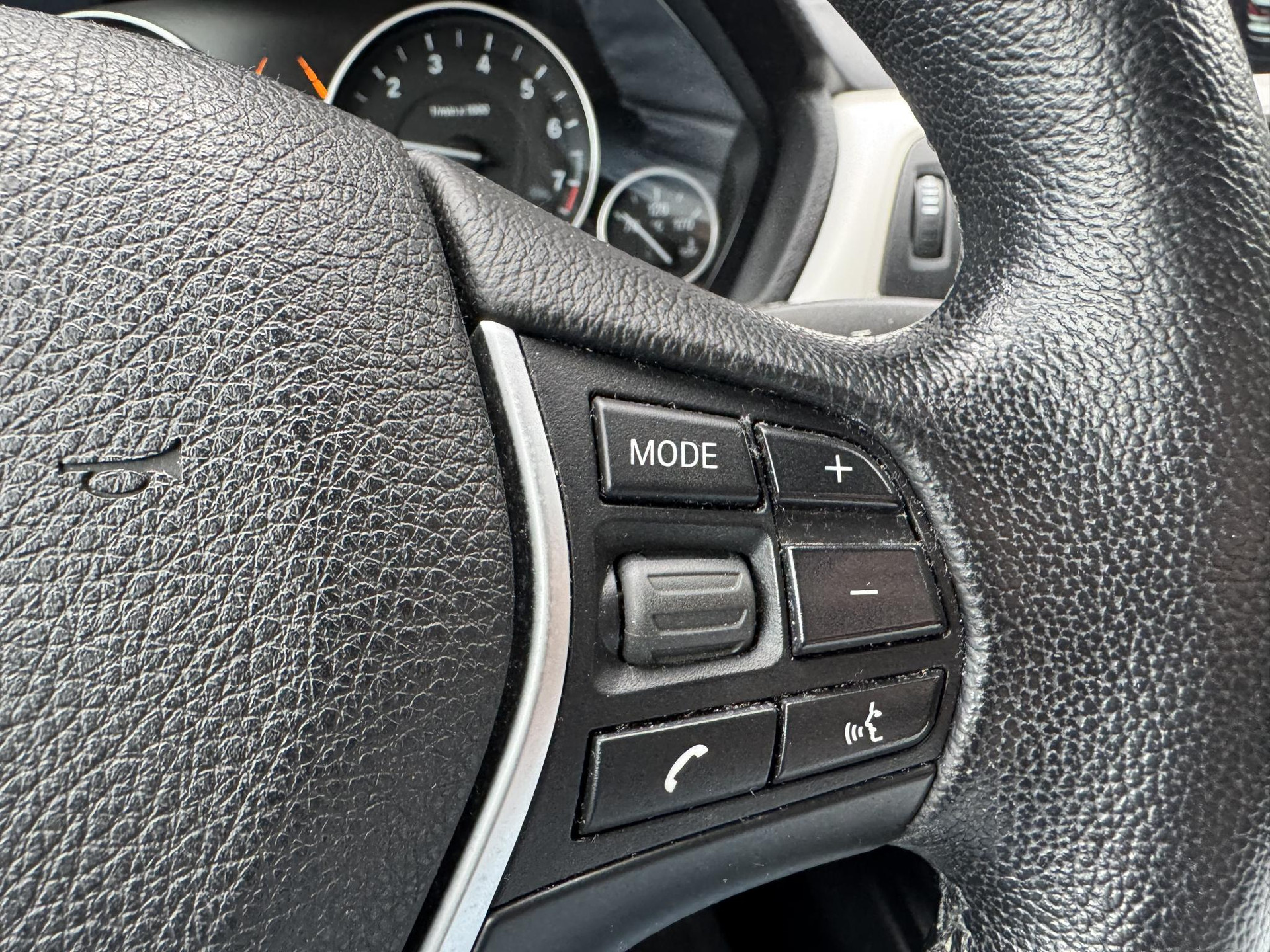 45990470-10.jpg