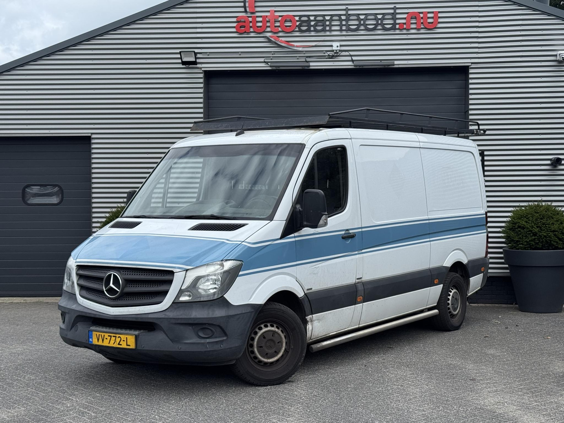 46297062-17.jpg