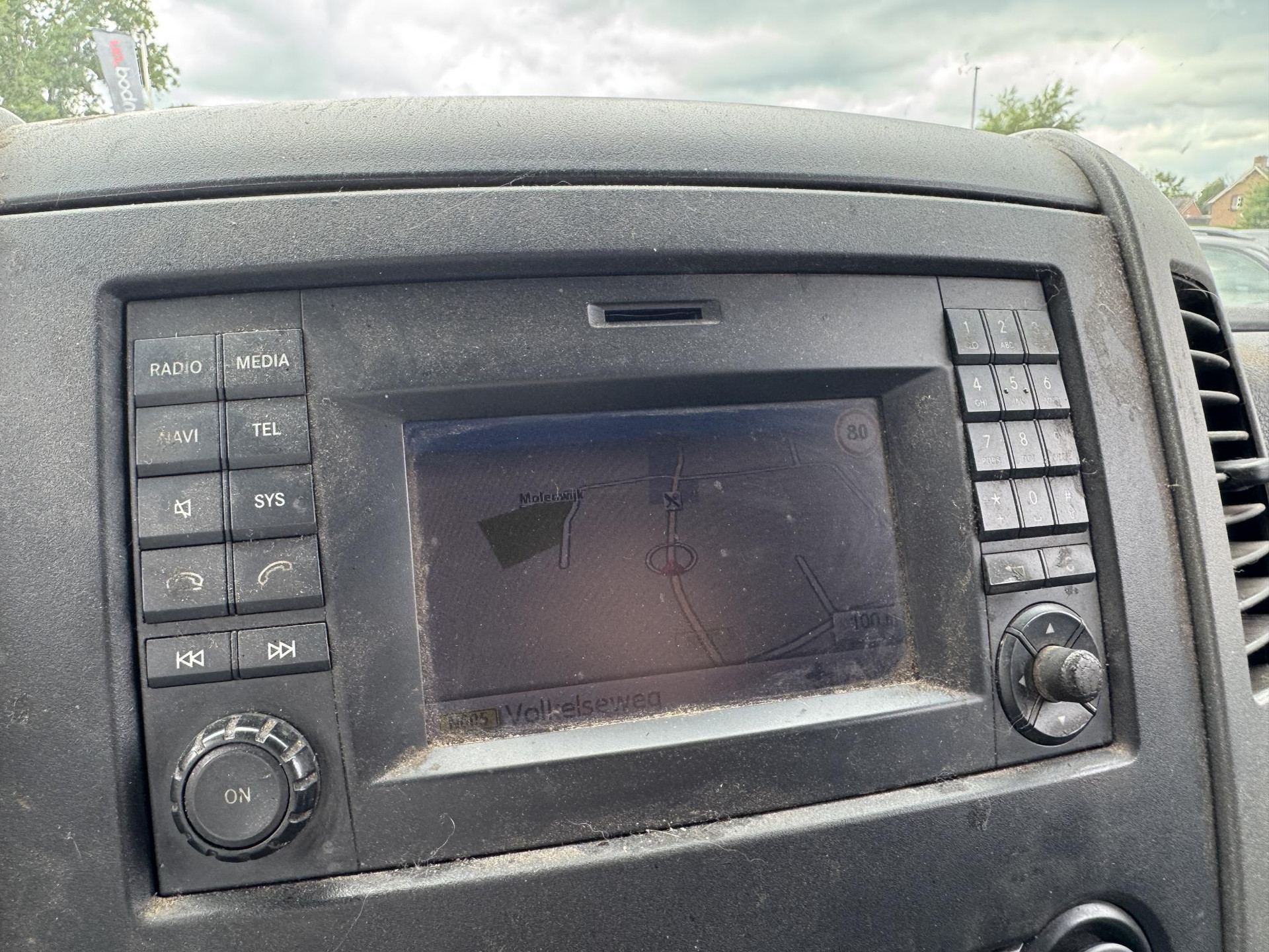 46201310-13.jpg