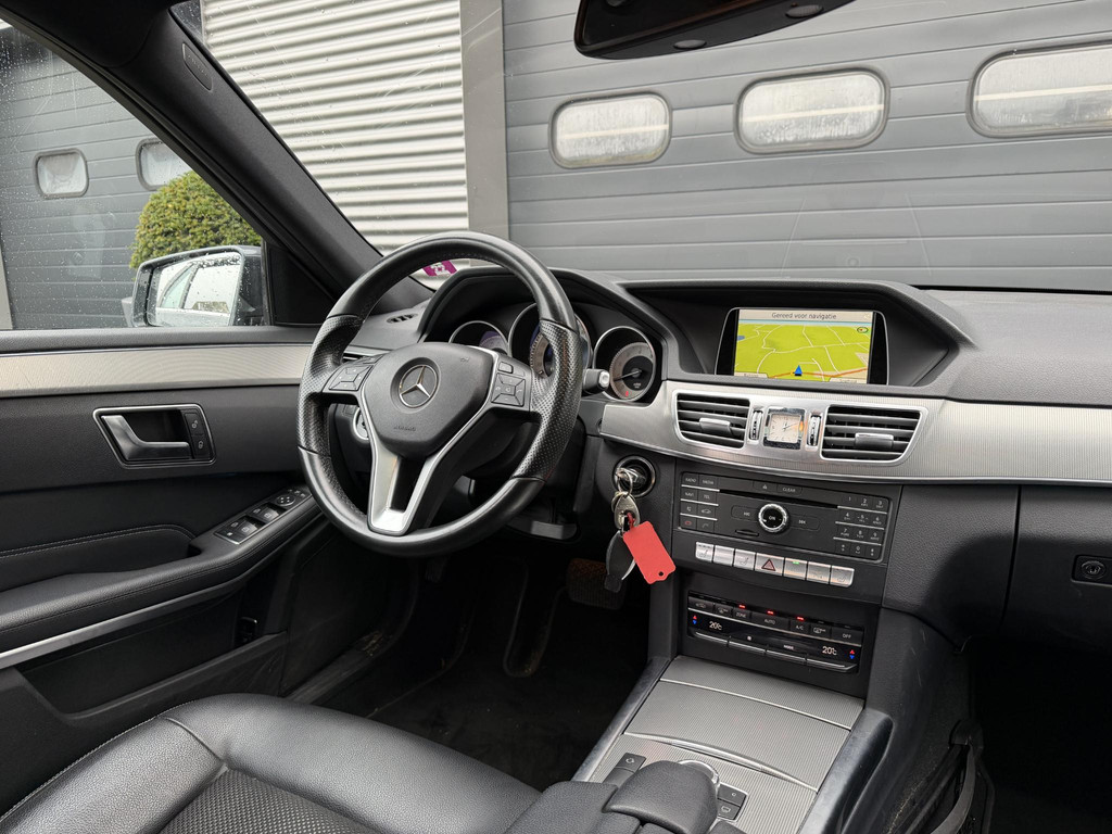 50165061-2.jpg