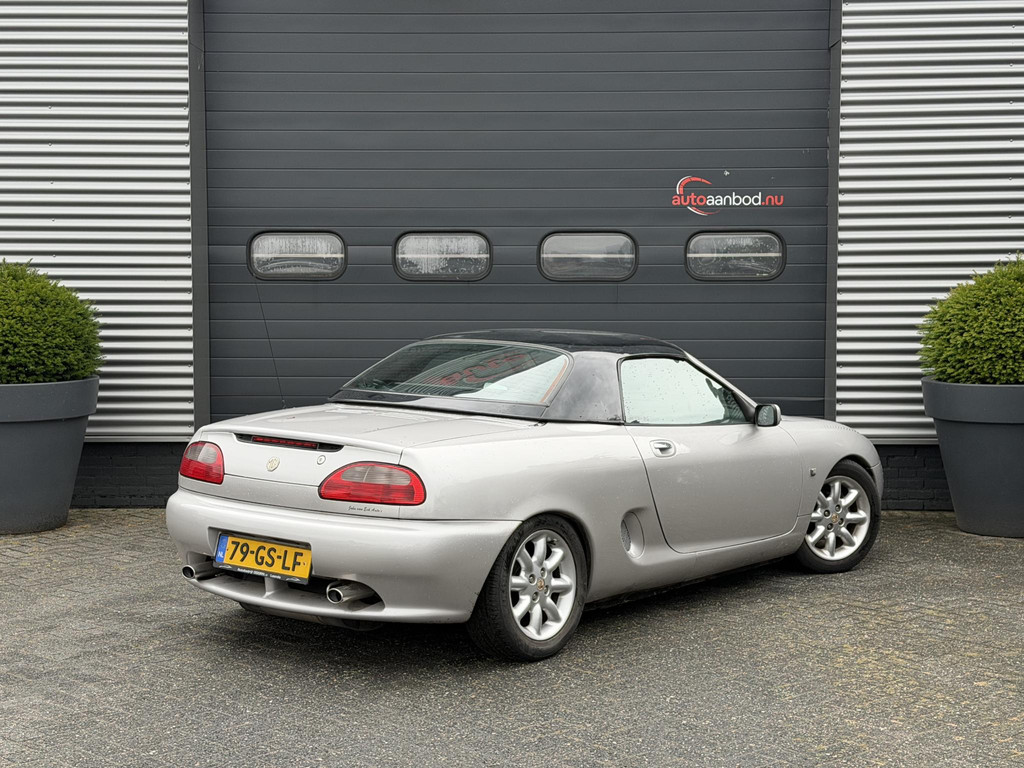 54059483-1.jpg