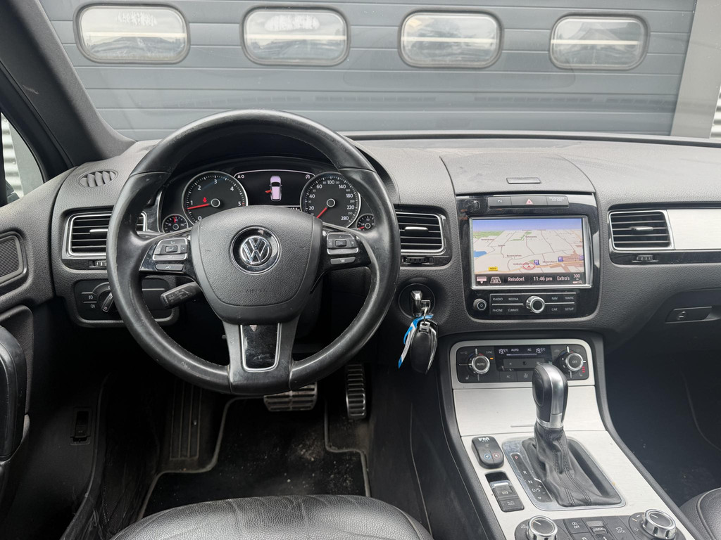 55403623-24.jpg