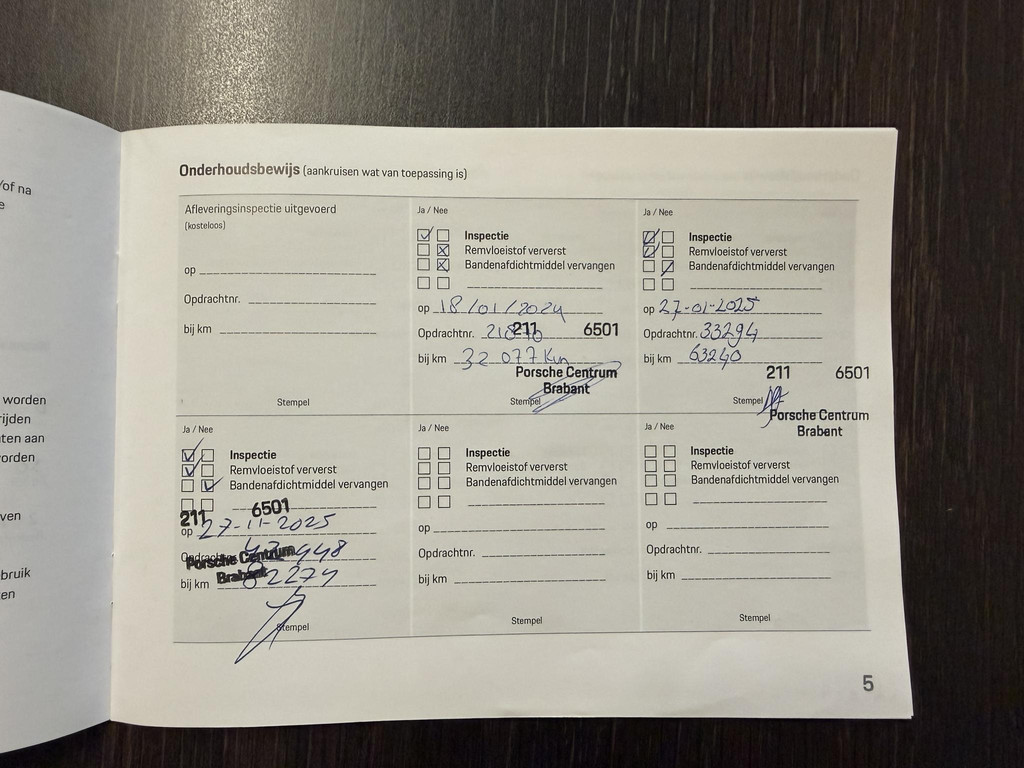 56417103-34.jpg