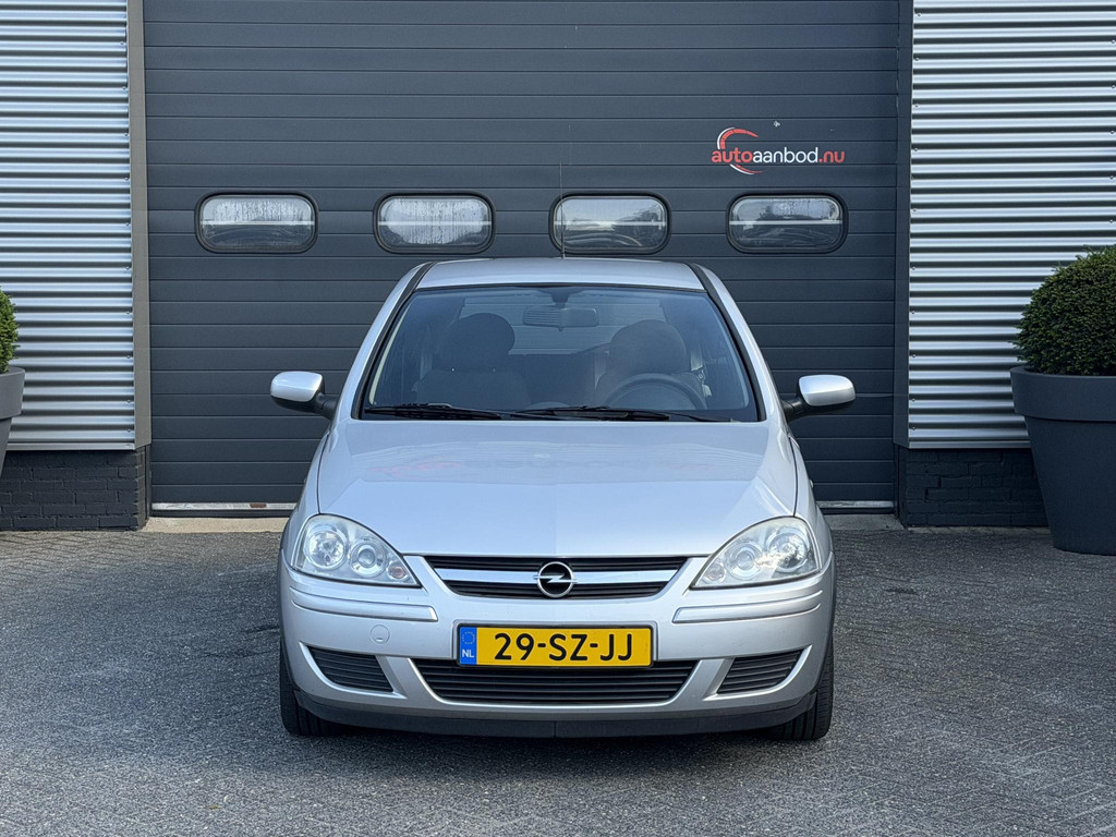 57126177-4.jpg